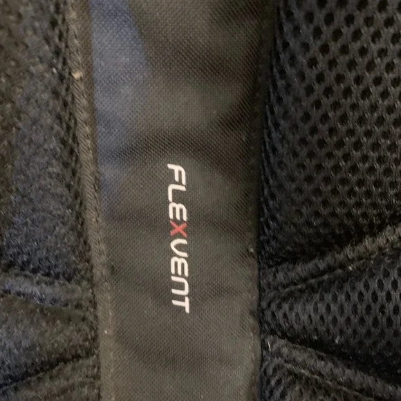 The North Face Black Unisex Jester Backpack with Padded Straps - Picture 7 of 9